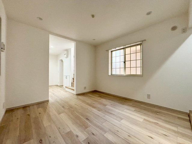 新宿区北新宿2丁目　中古戸建