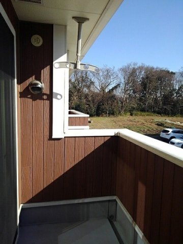 ヴァンベールＡ棟のバルコニー|落ち着いた時間を過ごせるバルコニーです