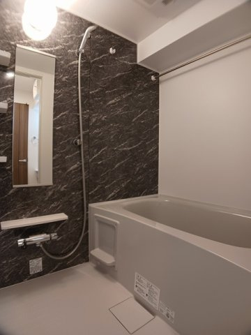 プラネットの浴室|コンパクトで使いやすいお風呂です