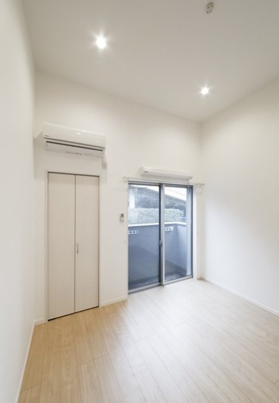 カムリンⅡ(カムリンツー)の居間・リビング