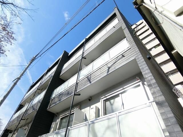 リブリ・クワイア東坂下の外観