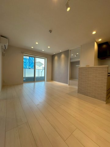 Avanceの居間・リビング