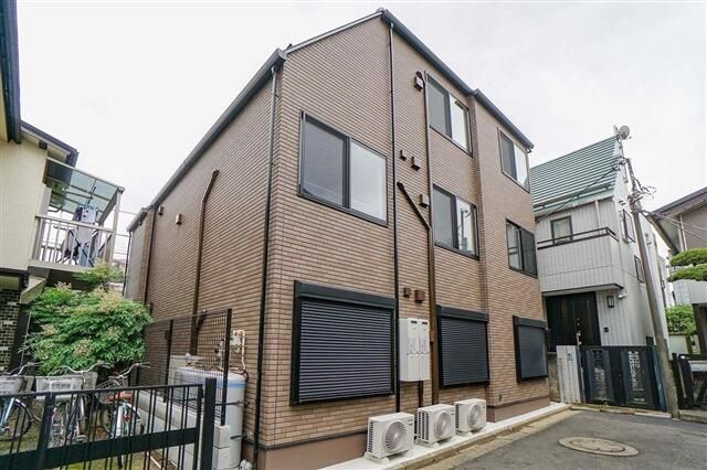 グランクオール中村橋のエントランス