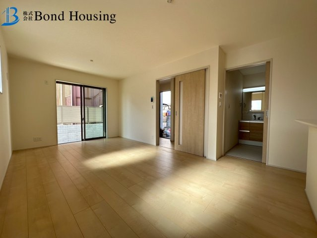 山陽「林崎松江海岸」駅徒歩8分　貴崎4丁目　全2棟　2号棟の居間・リビング