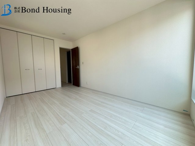 安心の長期優良住宅・畳コーナーあり　貴崎4丁目　全2棟　1号棟の洋室