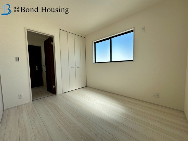 安心の長期優良住宅・畳コーナーあり　貴崎4丁目　全2棟　1号棟の洋室