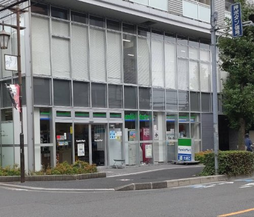 さいたま市南区南浦和３丁目のアパートの周辺