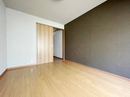 さいたま市南区南浦和３丁目のアパートの内装|明るい色調の室内です