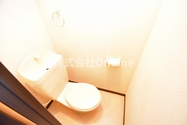 【トイレ】 | リバーサイド 東久宝寺 八番館