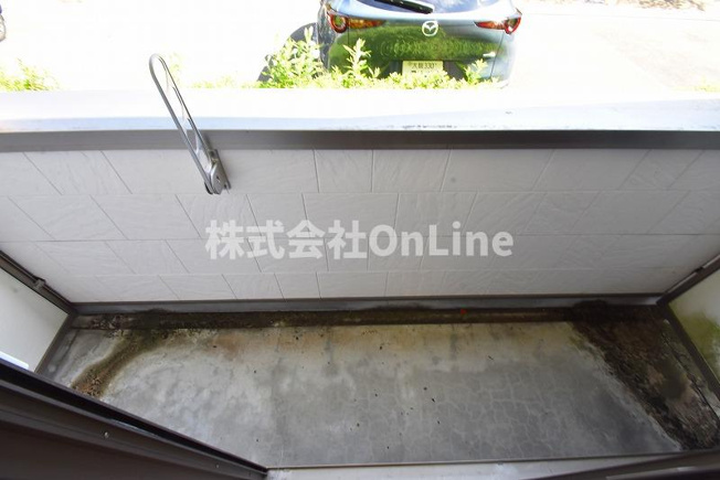 【バルコニー】 | リバーサイド 東久宝寺 八番館