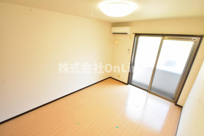 【洋室】 | リバーサイド 東久宝寺 八番館