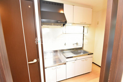 【キッチン】 | リバーサイド 東久宝寺 八番館