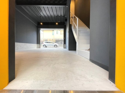 【玄関】 | 豊中市玉井町3丁目ガレージハウス