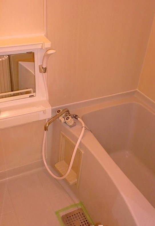 ビバリーハウスNo5の浴室