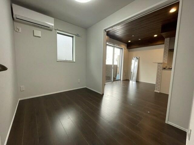 メゾン・ドゥ・アッシュ 一之江の洋室