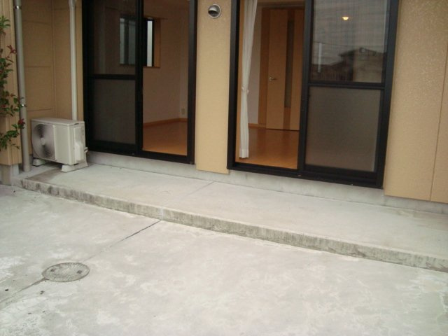 リバーサイドコスモスⅠのその他|専用庭