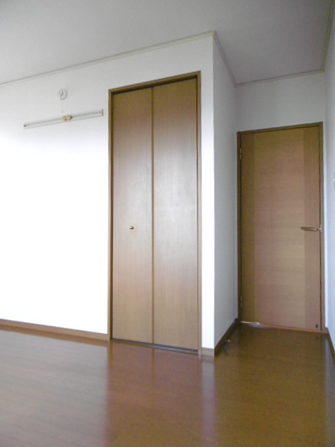 シンセリティ【10,000円キャッシュバック対象物件】の寝室|開放的な寝室です