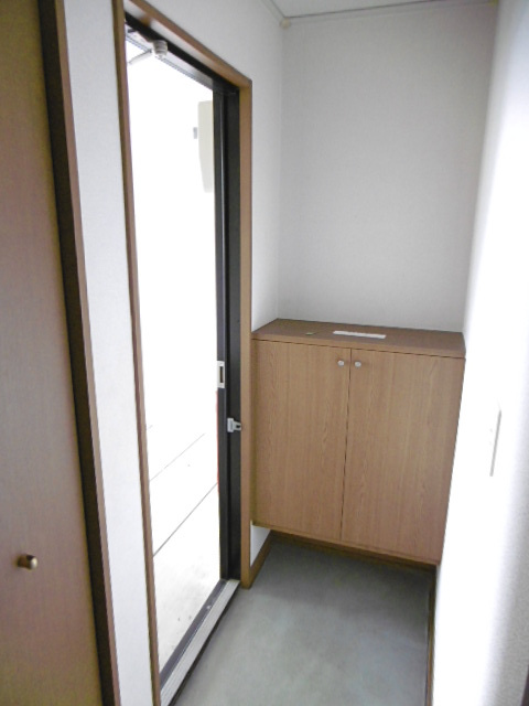 シンセリティ【10,000円キャッシュバック対象物件】の玄関|落ち着いた玄関です