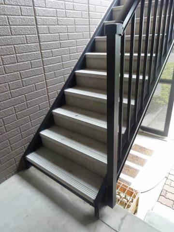 シンセリティ【10,000円キャッシュバック対象物件】のロビー|階段です