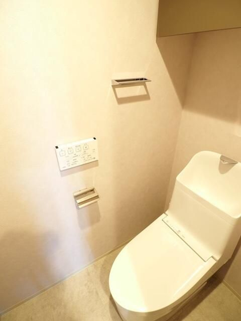 ドゥーエ日暮里のトイレ