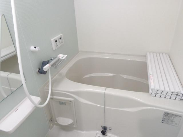 ラフォーレ千草の浴室|バス