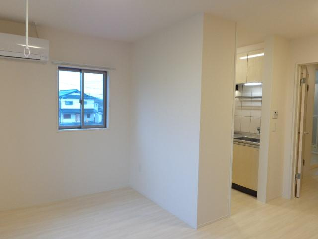 ラフォーレ千草の居間・リビング|リビング