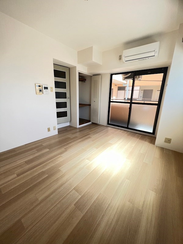 ライオンズプラザオータニ神戸の居間・リビング