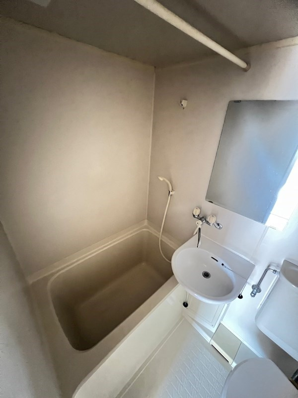 ライオンズプラザオータニ神戸の浴室