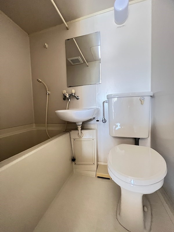 ライオンズプラザオータニ神戸の浴室