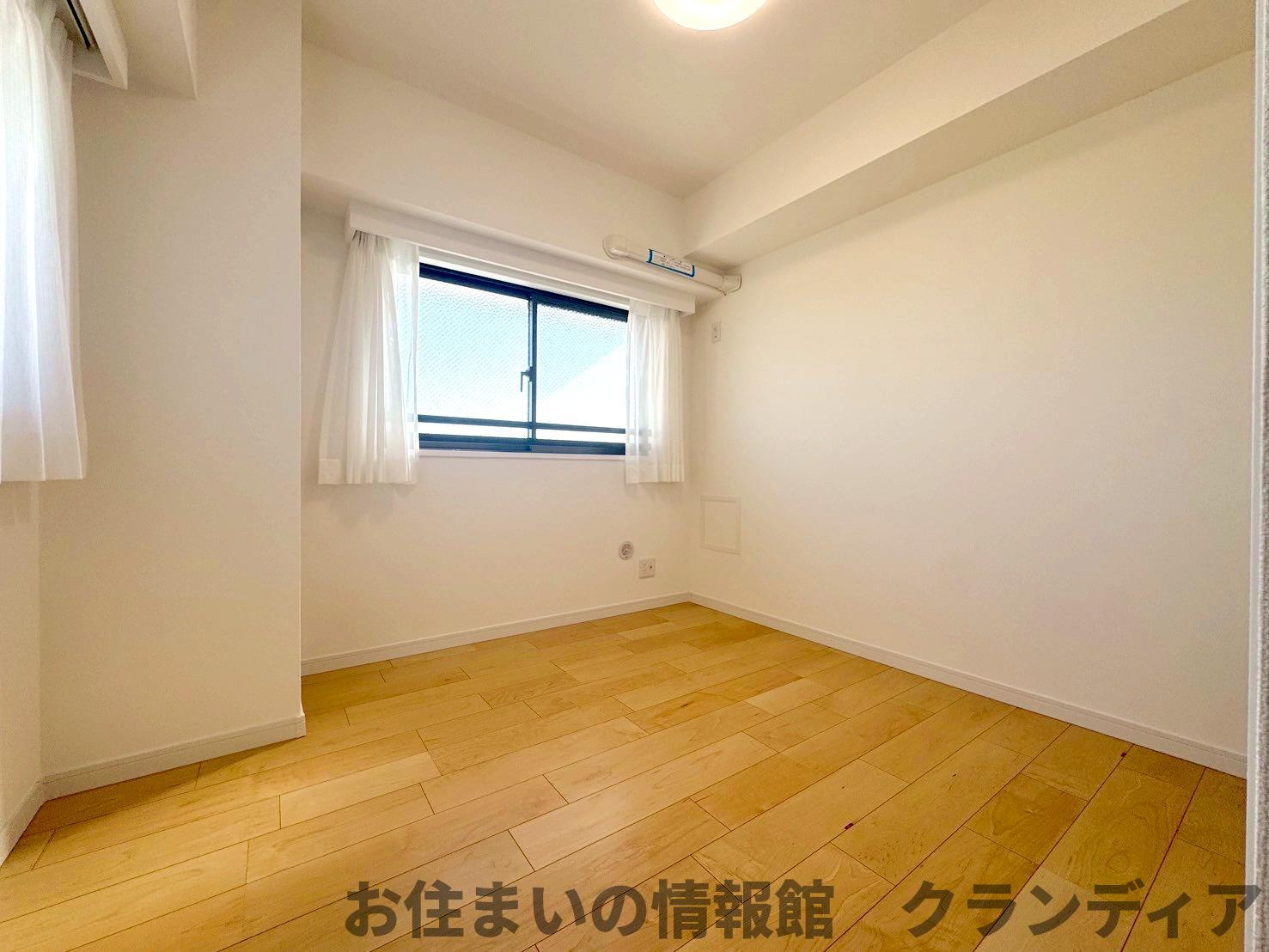 ヴィルメゾン葛西の洋室|ドキドキの新生活も、安心してスタート。ぴったりの住まいを見つけませんか？クランディアが一緒に住まい選びをサポートします‼　まずは、お気軽にお問合せください　＃クランディア