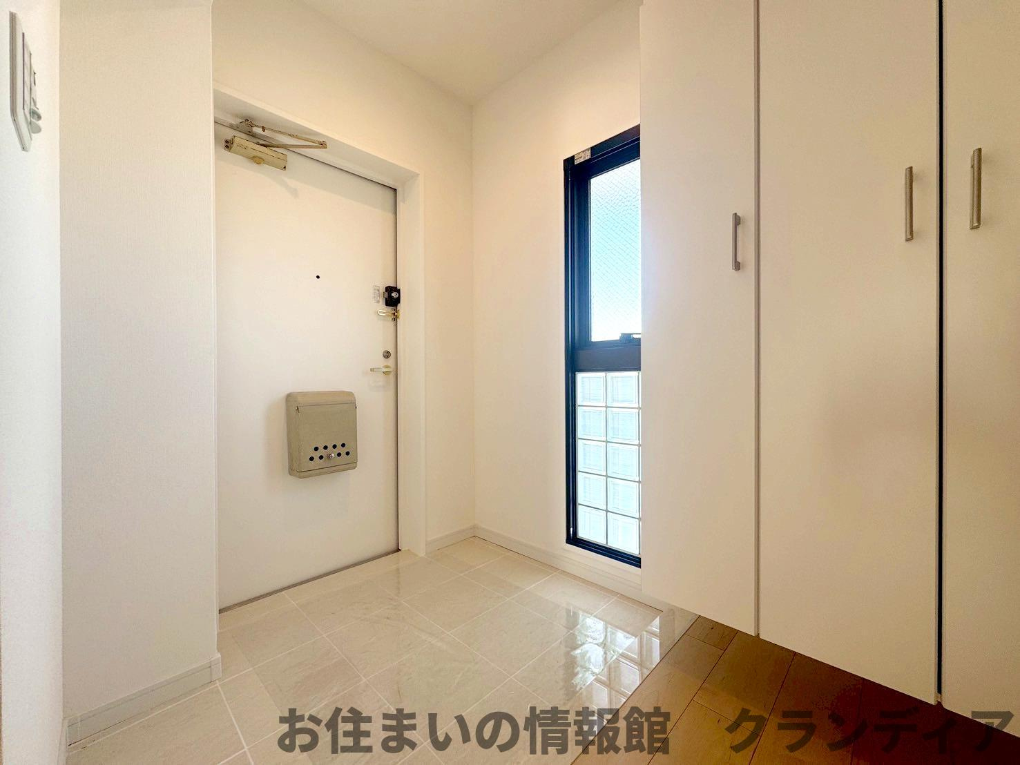 ヴィルメゾン葛西の玄関|ドキドキの新生活も、安心してスタート。ぴったりの住まいを見つけませんか？クランディアが一緒に住まい選びをサポートします‼　まずは、お気軽にお問合せください　＃クランディア