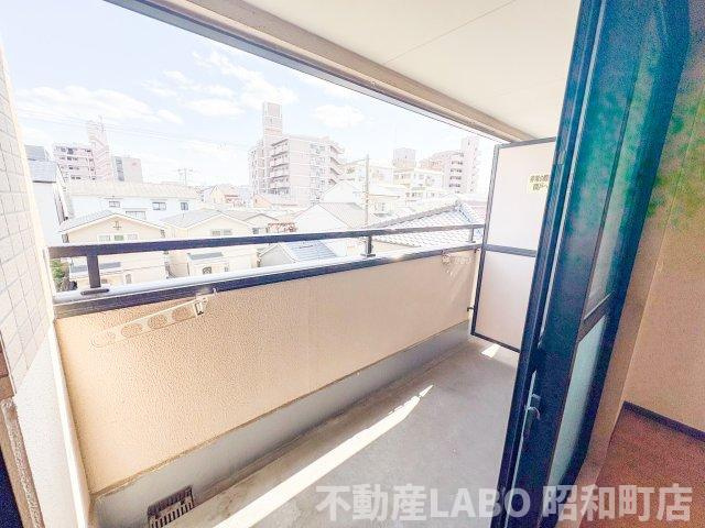 クィーンライフ桑津のバルコニー