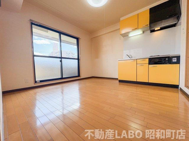 クィーンライフ桑津の内装