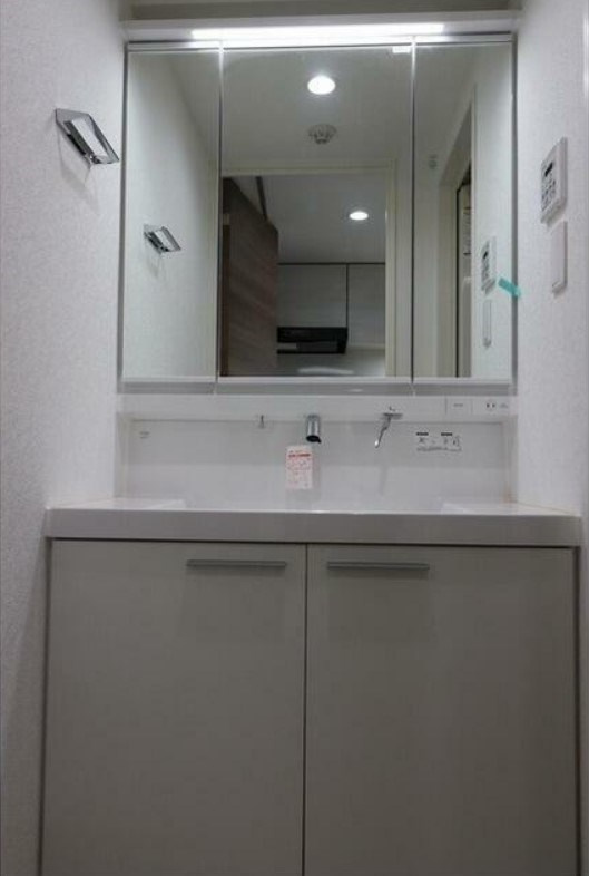 サイクラメント鷺宮の独立洗面台