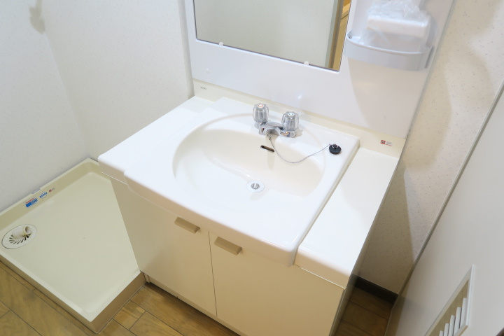 グランエトワールの洗面所|別号室の参考写真です。