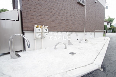 【その他共用部分】 | ノーブルコーケ相原 | 敷地内駐輪場完備