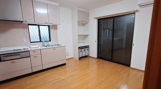 小谷津邸の居間・リビング