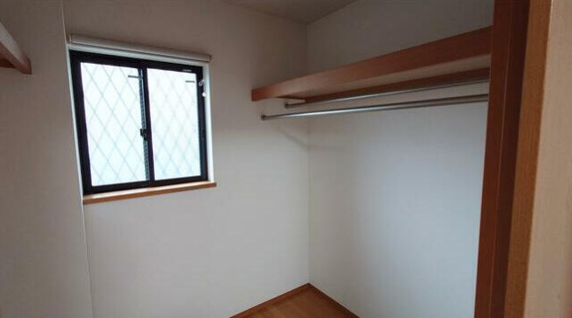 小谷津邸の収納