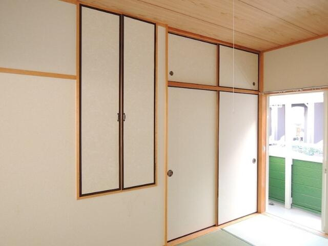 川崎市多摩区菅城下のテラスの和室