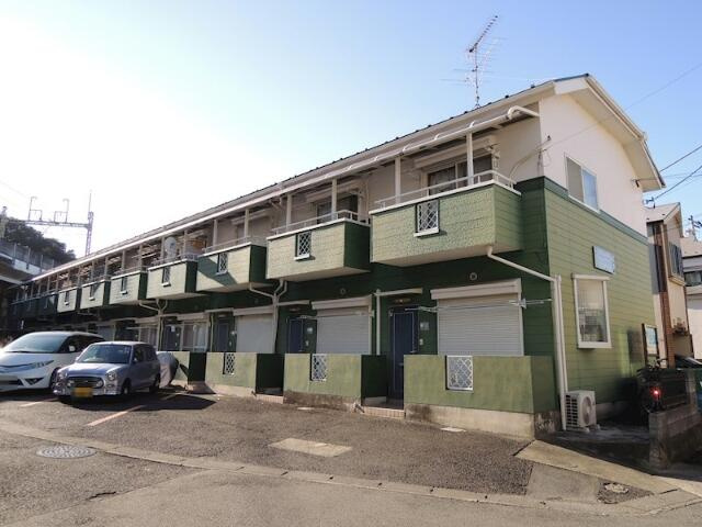 川崎市多摩区菅城下のテラスの外観