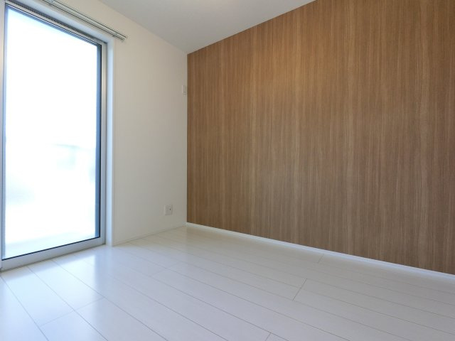 Lyk都町A棟の洋室