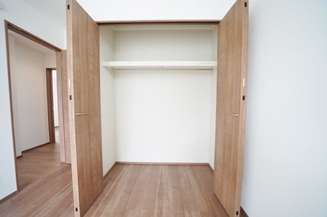 【横浜市瀬谷区本郷1丁目64-36全14棟新築戸建て】★仲介手数料無料★（大門小学校・瀬谷中学校）の収納