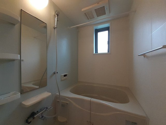 メゾン　ビオーラの浴室