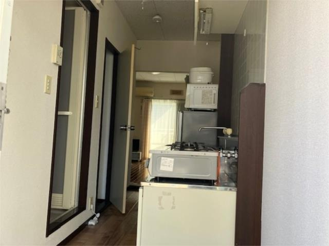 川崎市多摩区枡形６丁目のアパートの玄関|玄関から室内へ