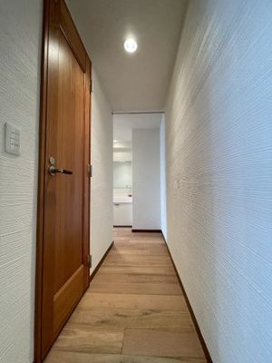 【内装】 | エスカール白浜12階　中古リゾートマンション | こちら洗面所に向かう廊下になります！