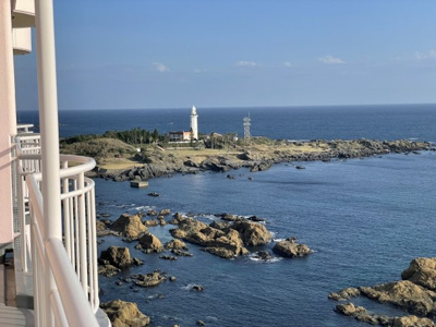 【展望】 | エスカール白浜12階　中古リゾートマンション | バルコニーから野島崎灯台が見えます♬