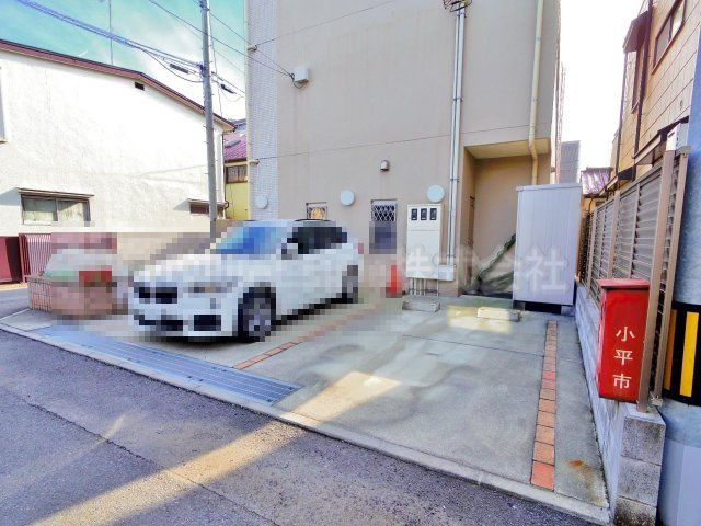 ヴェルメイユの駐車場