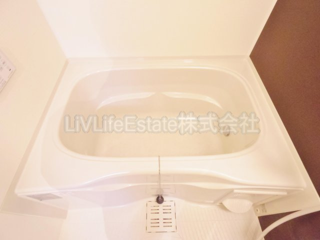 ヴェルメイユの浴室