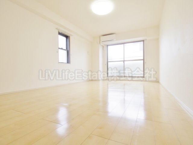 ヴェルメイユの居間・リビング