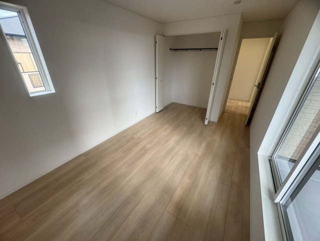 久留米市安武町安武本第3の洋室